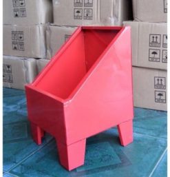 kệ để một bình chữa cháy